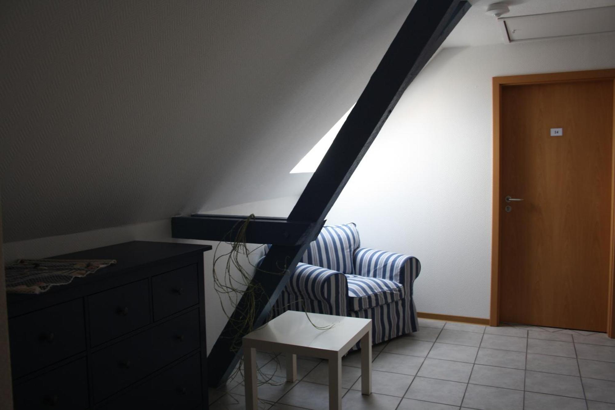 Hotel Pension Am Hafen Norddeich  Exteriör bild