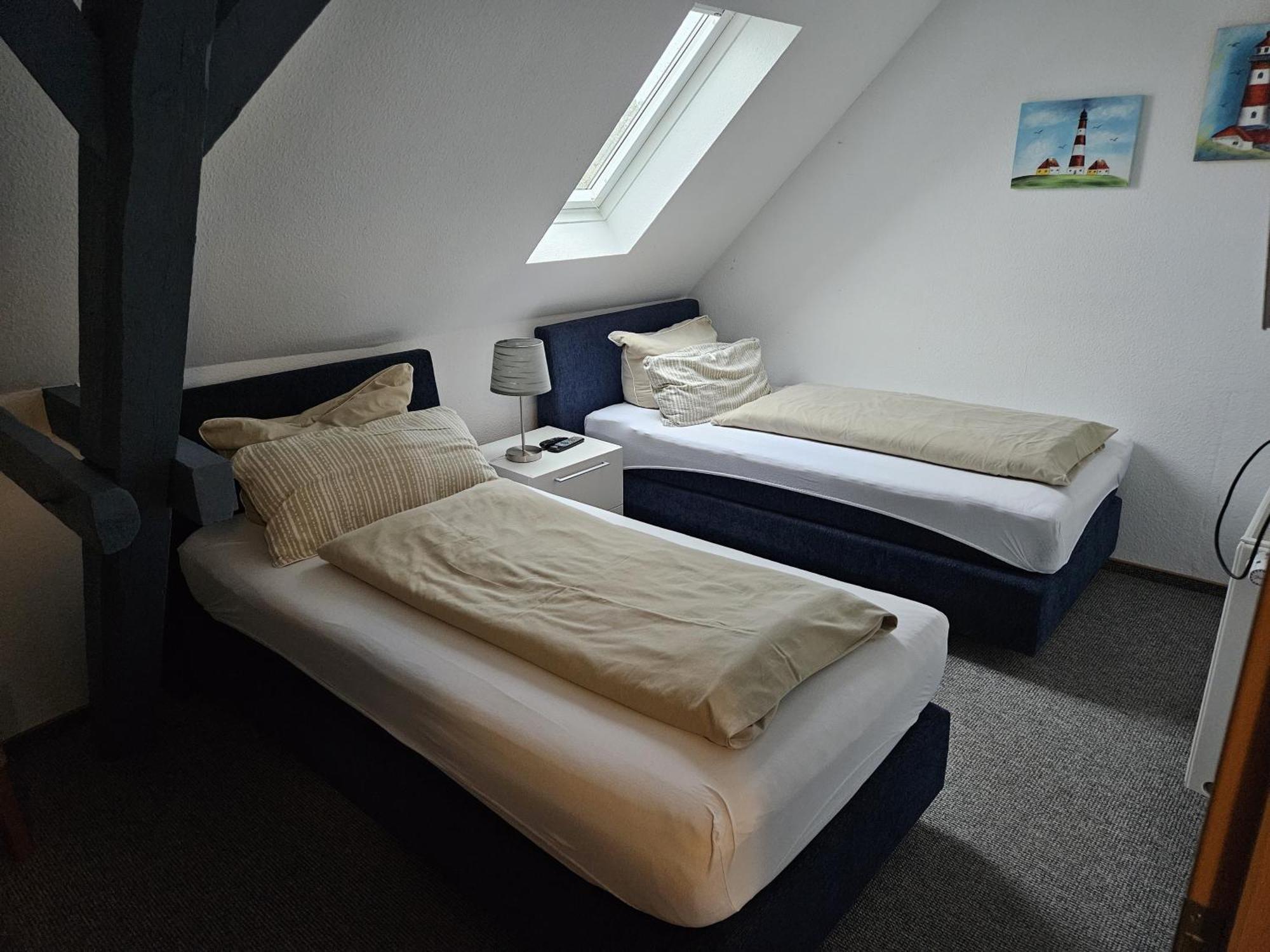 Hotel Pension Am Hafen Norddeich  Exteriör bild